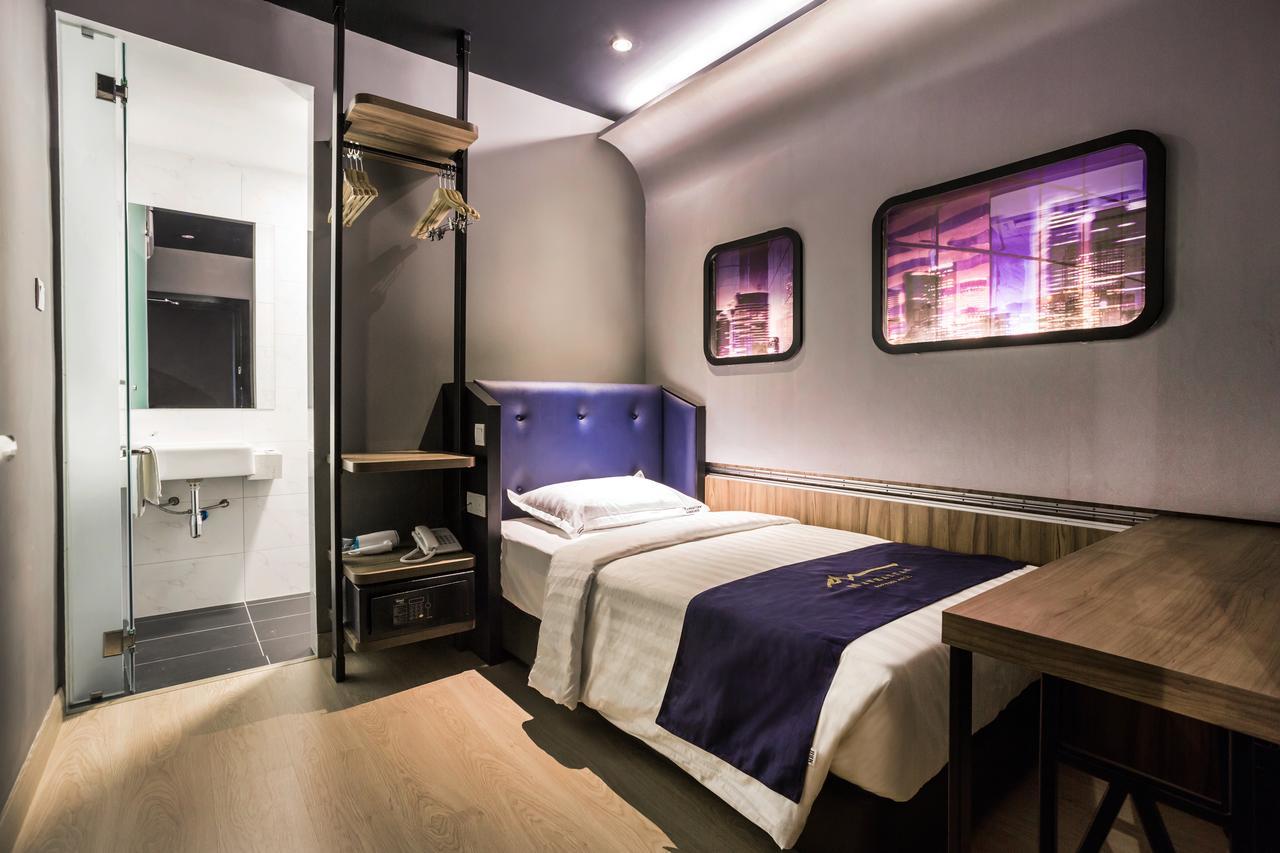 Manhattan Business Hotel Ttdi Куала Лумпур Екстериор снимка